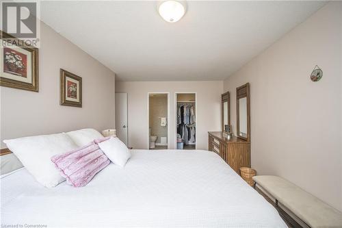 301 Frances Avenue S Unit# 1104, Hamilton, ON - Indoor Photo Showing Bedroom