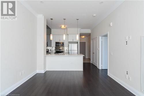 16 Concord Place Unit# 609, Grimsby, ON - Indoor Photo Showing Kitchen