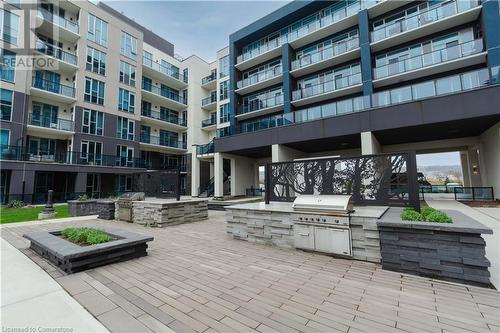 16 Concord Place Unit# 609, Grimsby, ON - Outdoor With Balcony With Facade