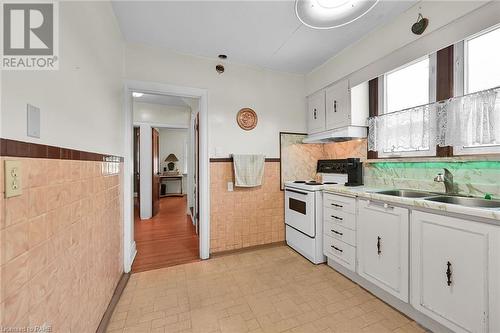 40 Barons Avenue S, Hamilton, ON - Indoor Photo Showing Kitchen With Double Sink