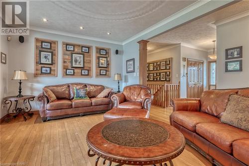 97 Unity Side Road, Seneca, ON - Indoor Photo Showing Living Room