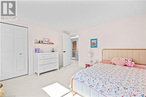 379 Devonshire Terrace, Hamilton, ON - Indoor Photo Showing Bedroom