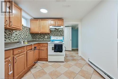 120 Cameron Avenue S, Hamilton, ON - Indoor Photo Showing Kitchen With Double Sink