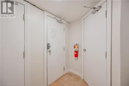 120 Cameron Avenue S, Hamilton, ON - Indoor Photo Showing Other Room