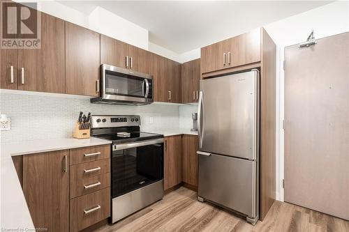 467 Charlton Avenue E Unit# 101, Hamilton, ON - Indoor Photo Showing Kitchen With Stainless Steel Kitchen