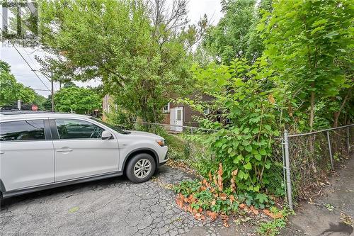 120 Cameron Avenue S, Hamilton, ON - Outdoor