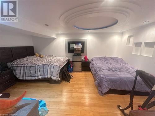 70 Ellis Avenue, Hamilton, ON - Indoor Photo Showing Bedroom