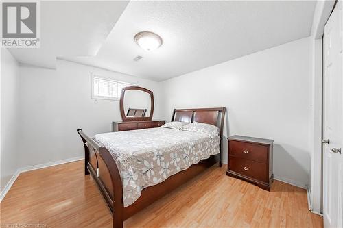 38 Meadowpoint Drive, Hamilton, ON - Indoor Photo Showing Bedroom