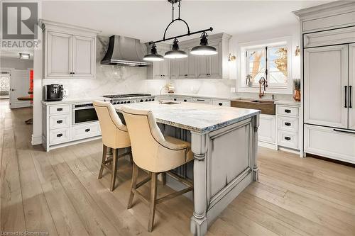 129 Main Street W, Grimsby, ON - Indoor Photo Showing Kitchen