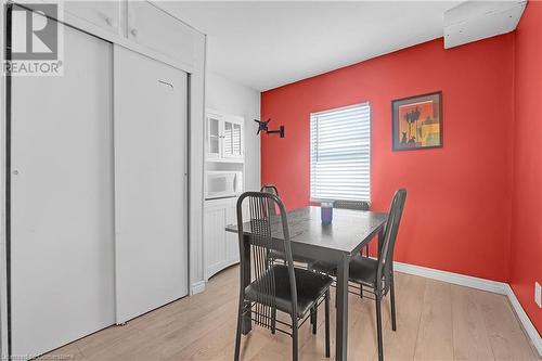 94 East 35Th Street, Hamilton, ON - Indoor Photo Showing Dining Room