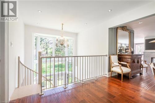 607 Edgewater Crescent, Burlington, ON - Indoor Photo Showing Other Room