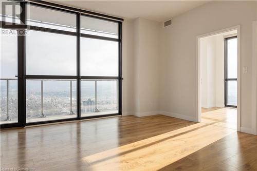 60 Frederick Street Unit# 3614, Kitchener, ON - Indoor Photo Showing Other Room