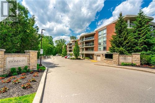 125 Wilson Street W Unit# 216, Ancaster, ON - Outdoor