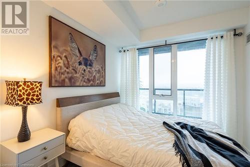 3200 Dakota Common Unit# B717, Burlington, ON - Indoor Photo Showing Bedroom