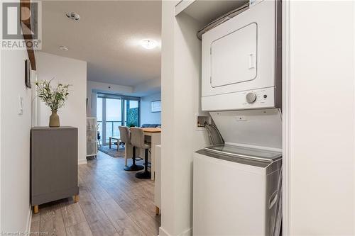 3200 Dakota Common Unit# B717, Burlington, ON - Indoor Photo Showing Laundry Room