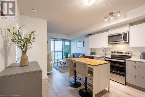 3200 Dakota Common Unit# B717, Burlington, ON - Indoor Photo Showing Kitchen With Stainless Steel Kitchen