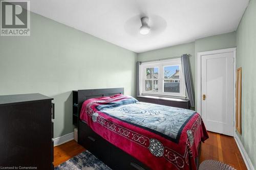 145 Weir Street N, Hamilton, ON - Indoor Photo Showing Bedroom