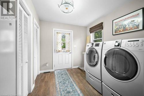 145 Weir Street N, Hamilton, ON - Indoor Photo Showing Laundry Room