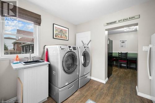 145 Weir Street N, Hamilton, ON - Indoor Photo Showing Laundry Room