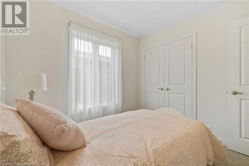 13 Roxanne Drive Unit# 121, Hamilton, ON - Indoor Photo Showing Bedroom