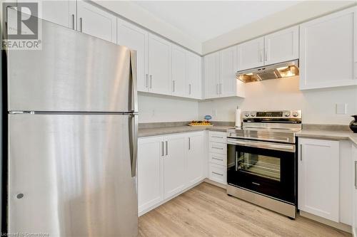 13 Roxanne Drive Unit# 121, Hamilton, ON - Indoor Photo Showing Kitchen With Stainless Steel Kitchen