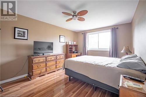 89 Queen Street S, Thorold, ON - Indoor Photo Showing Bedroom