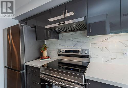 1406 - 4727 Sheppard Avenue E, Toronto (Agincourt South-Malvern West), ON - Indoor Photo Showing Kitchen