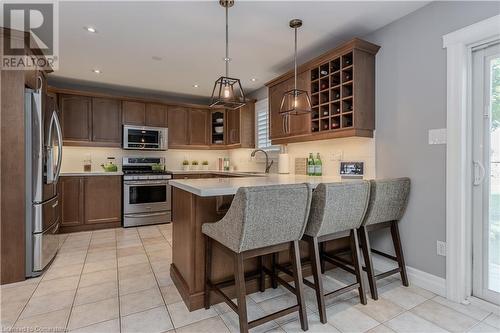 2440 Auckland Drive, Burlington, ON - Indoor Photo Showing Kitchen