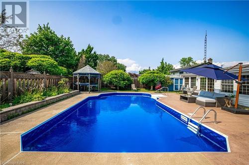 845 Grandview Road, Fort Erie, ON - Outdoor With In Ground Pool With Backyard