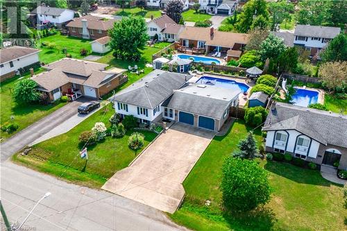 845 Grandview Road, Fort Erie, ON - Outdoor With In Ground Pool