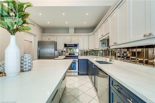 2213 Rosemount Crescent, Oakville, ON - Indoor Photo Showing Kitchen With Double Sink With Upgraded Kitchen