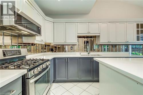 2213 Rosemount Crescent, Oakville, ON - Indoor Photo Showing Kitchen With Double Sink