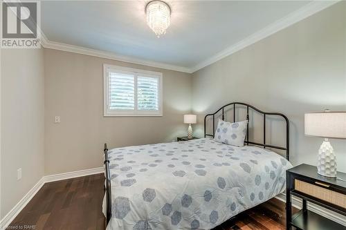 2213 Rosemount Crescent, Oakville, ON - Indoor Photo Showing Bedroom