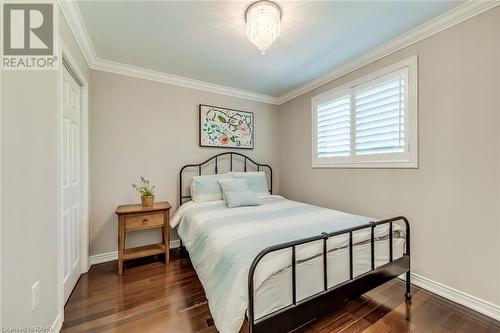 2213 Rosemount Crescent, Oakville, ON - Indoor Photo Showing Bedroom