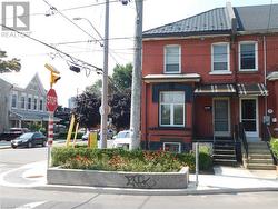 35 BARTON Street W  Hamilton, ON L8L 1A3