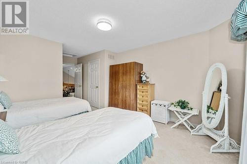 2282 Turnberry Road Unit# 15, Burlington, ON - Indoor Photo Showing Bedroom