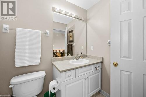 2282 Turnberry Road Unit# 15, Burlington, ON - Indoor Photo Showing Bathroom