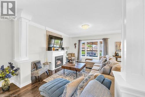 59 Onyx Court, Hamilton, ON - Indoor Photo Showing Living Room With Fireplace