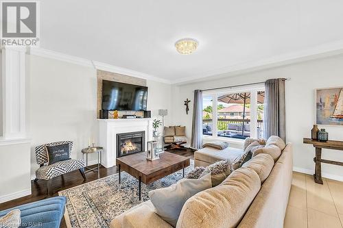 59 Onyx Court, Hamilton, ON - Indoor Photo Showing Living Room With Fireplace