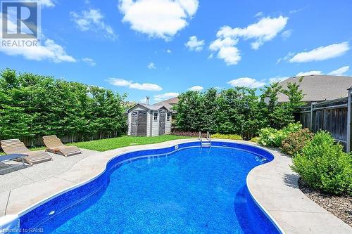 59 Onyx Court, Hamilton, ON - Outdoor With In Ground Pool With Backyard