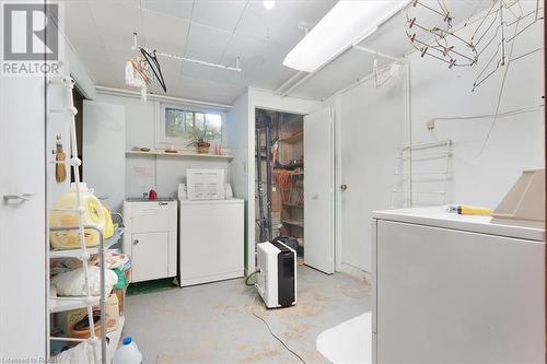 551 Evans Road, Hamilton, ON - Indoor Photo Showing Laundry Room