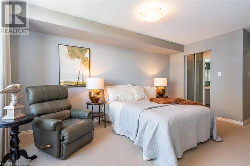 1270 Maple Crossing Boulevard Unit# 1403, Burlington, ON - Indoor Photo Showing Bedroom