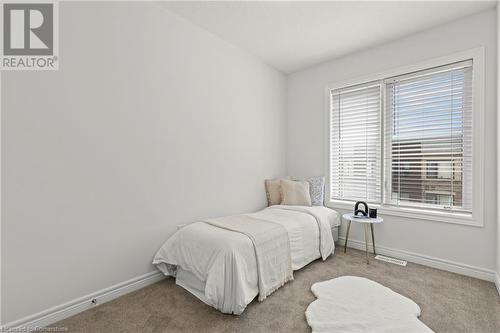 42 Radison Lane, Hamilton, ON - Indoor Photo Showing Bedroom