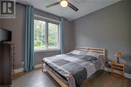 886 Buchner Road, Welland, ON - Indoor Photo Showing Bedroom