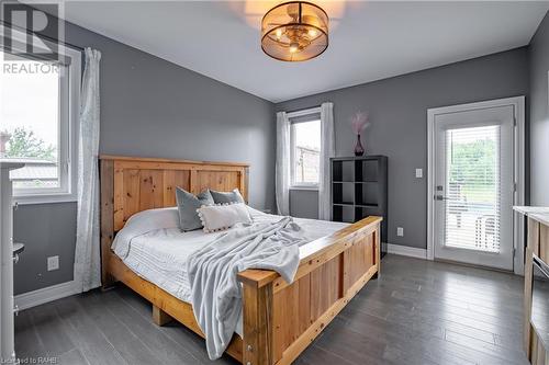 886 Buchner Road, Welland, ON - Indoor Photo Showing Bedroom