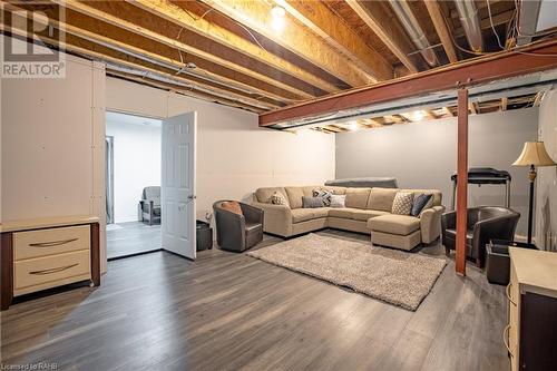 886 Buchner Road, Welland, ON - Indoor Photo Showing Basement