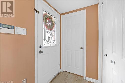 35 Jacqueline Boulevard, Hamilton, ON - Indoor Photo Showing Other Room