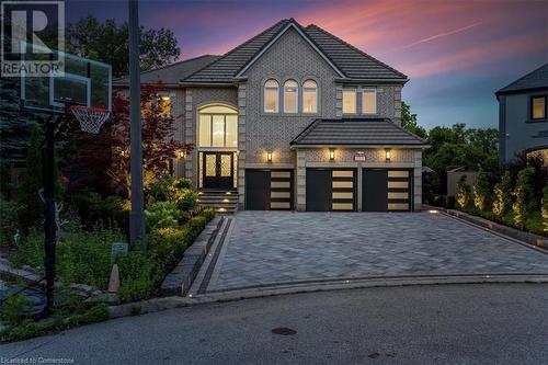 5397 Roanoke Court, Mississauga, ON - Outdoor With Facade