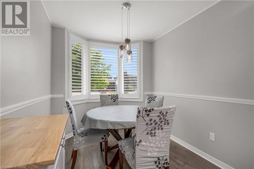 31 Trenholme Crescent, Hamilton, ON - Indoor Photo Showing Dining Room