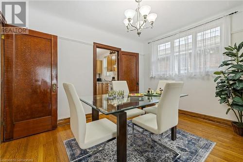 24 Thorndale Street N, Hamilton, ON - Indoor Photo Showing Dining Room